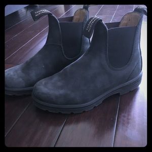 Blundstone boots size 8.5